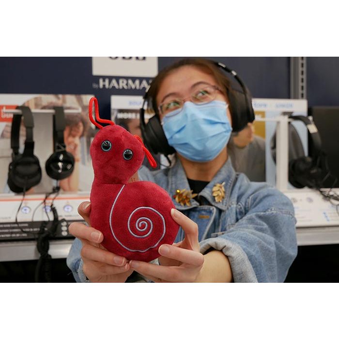 Inner Ear with headphones