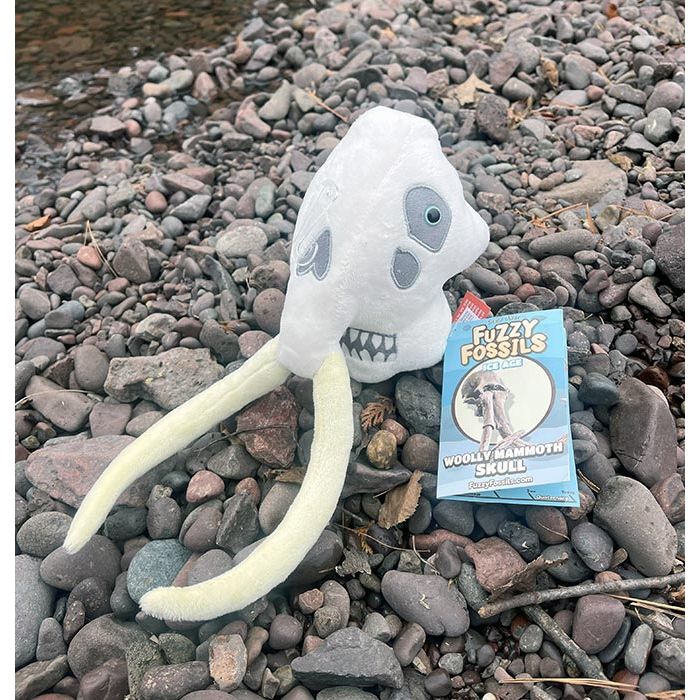 Woolly Mammoth on rocks